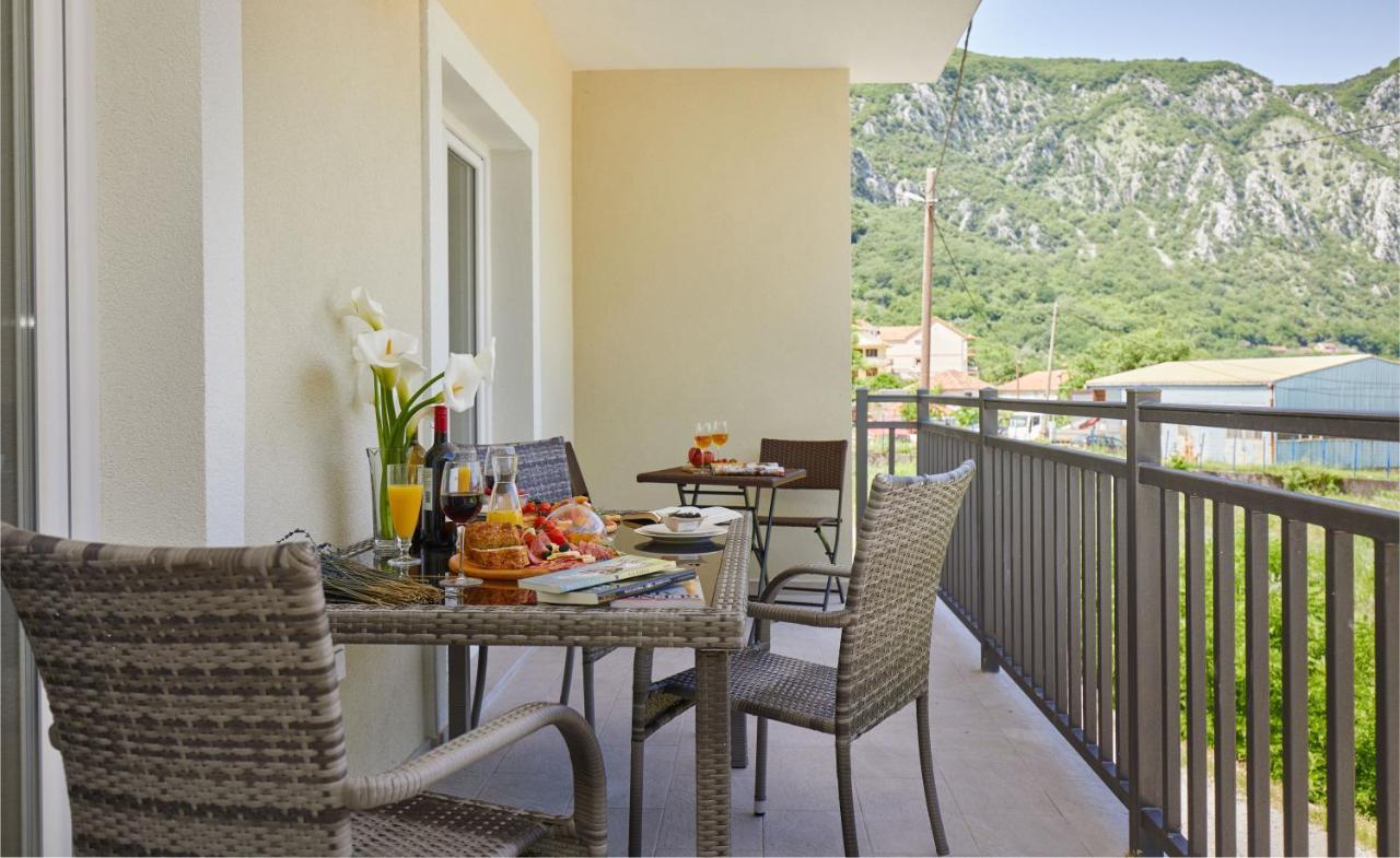 Peaceful Sunhill Apartments Котор Екстериор снимка